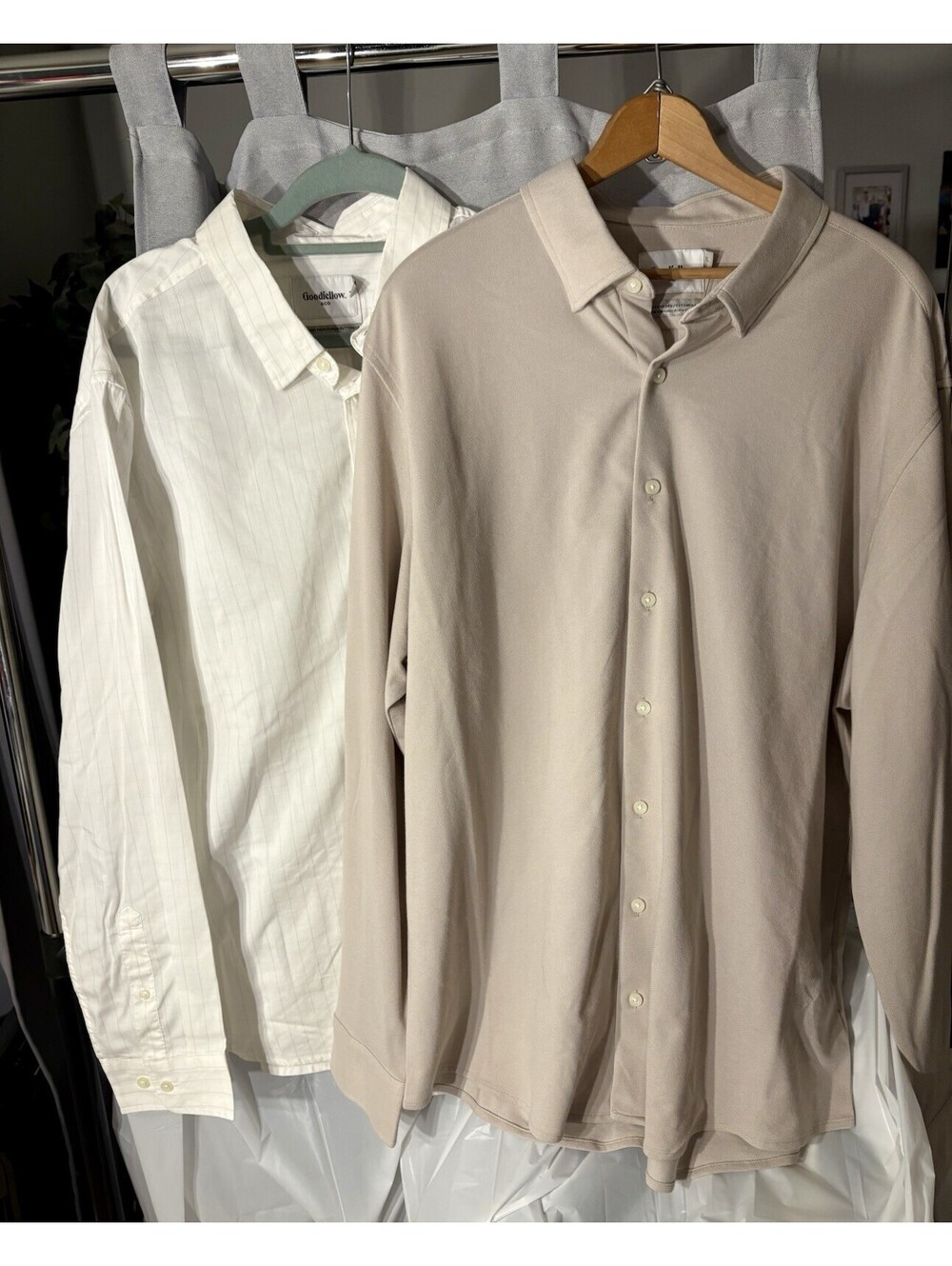 2- Men’s XL Long Sleeve Button Up Shirts Goodfellow